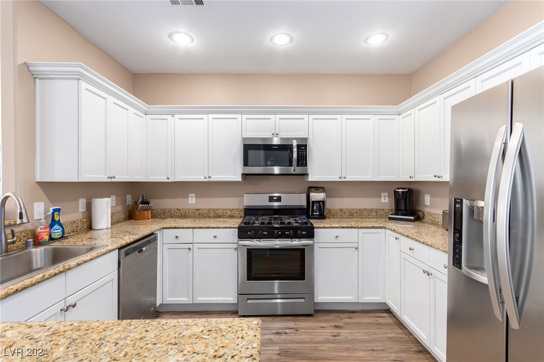 1427 Orange Jubilee Road Henderson, NV 89014 - Photo 3 of 51