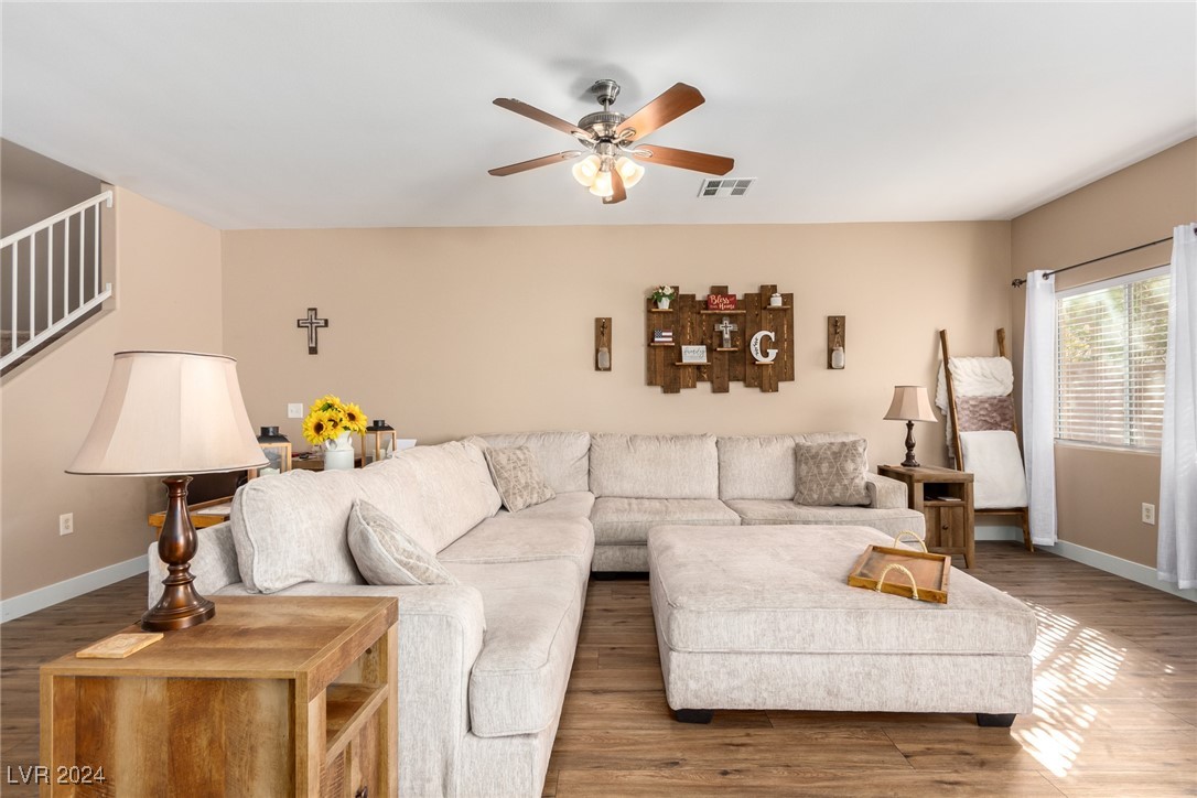 1427 Orange Jubilee Road Henderson, NV 89014 - Photo 4 of 51