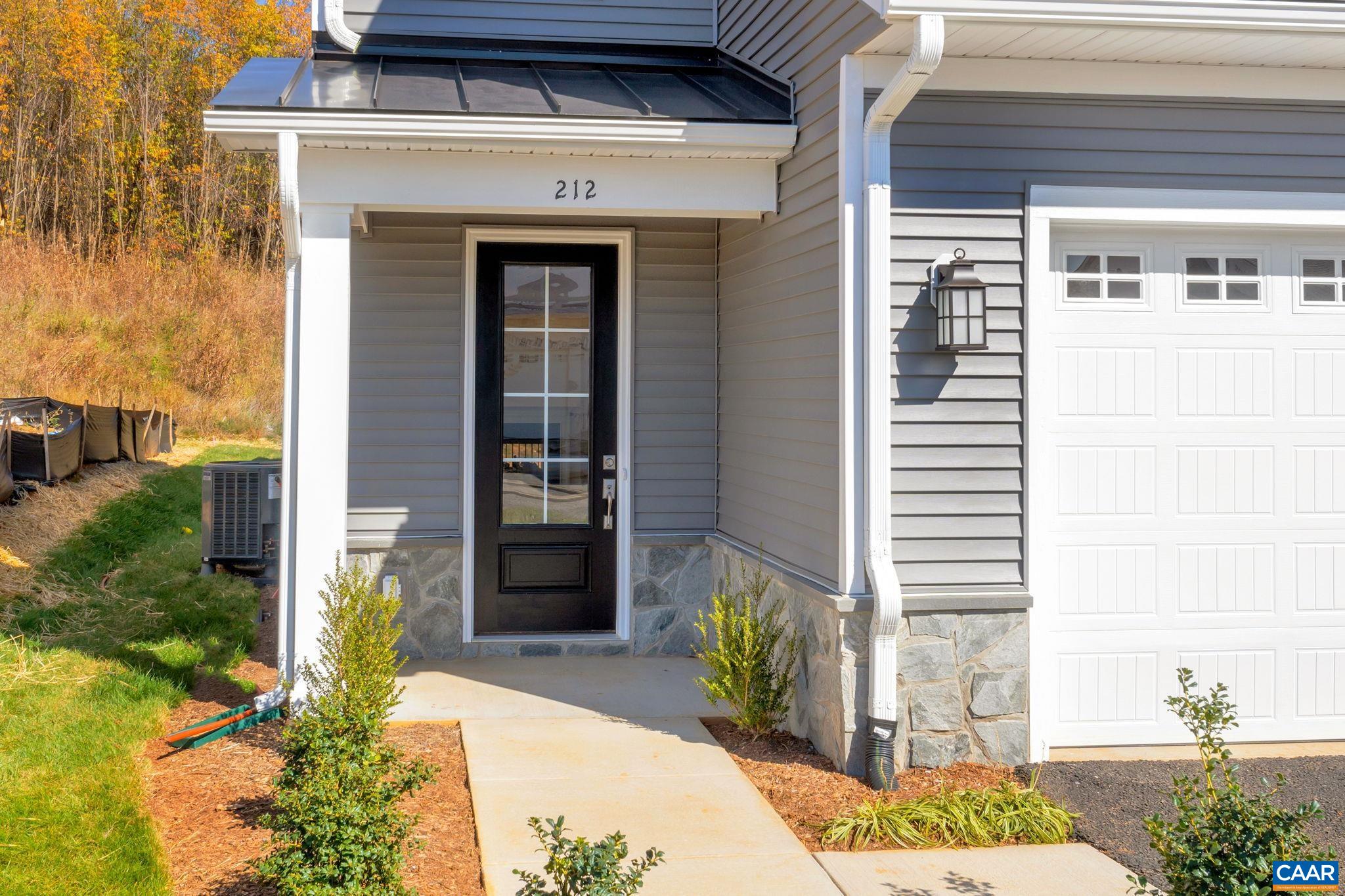 153 Ridgeline Drive Waynesboro, VA 22980 - Photo 5 of 41 Gallery Image 5