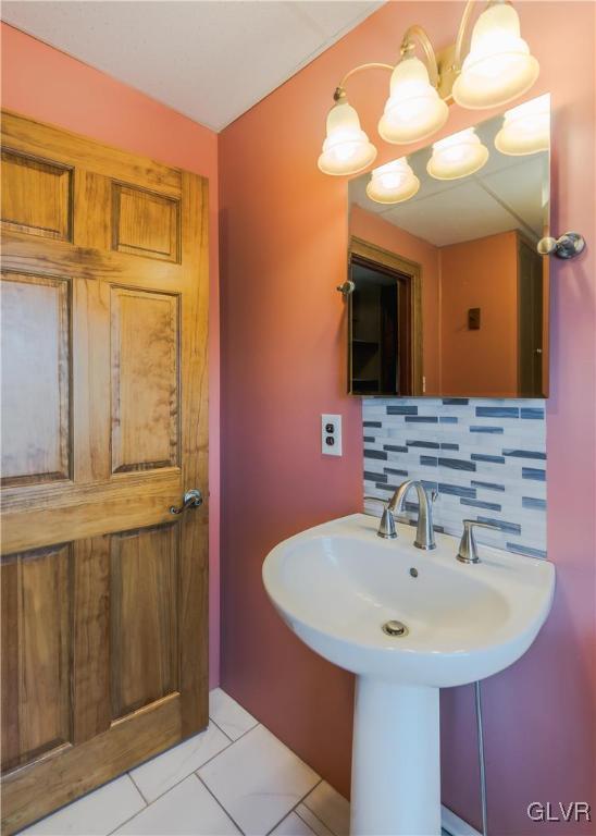 3 Bowmans Road Lehighton, PA 18235 - Photo 37 of 46 Full Bathroom #2