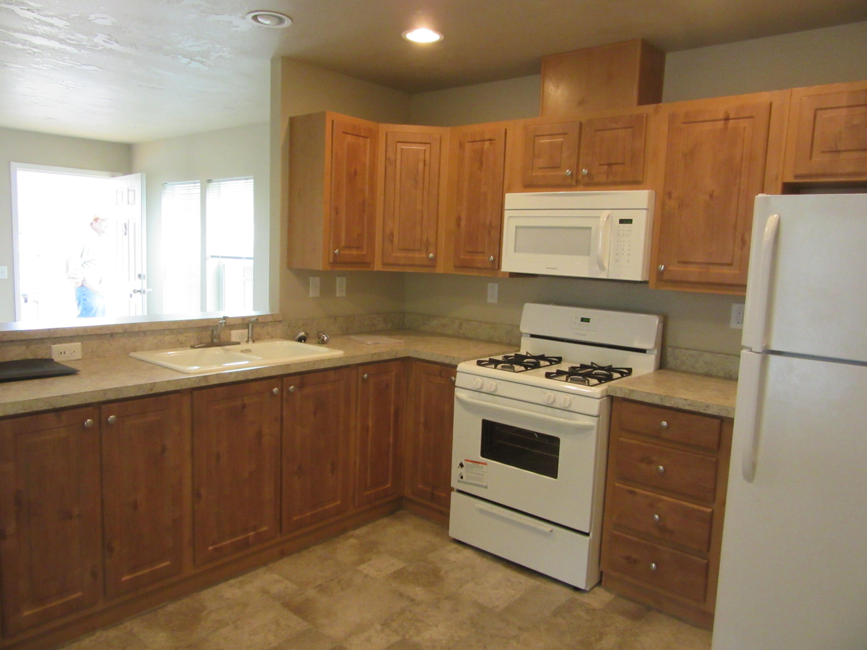 72 West Coast Road, Unit 18 Redway, CA 95560 - Photo 1 of 7