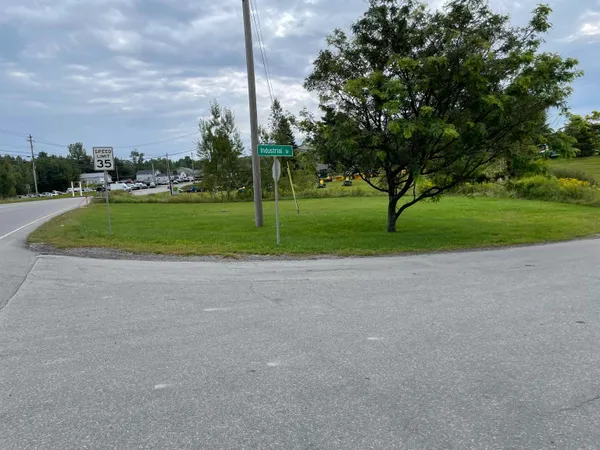 $79,000 | 11 Industrial Drive, Newport, VT 05855