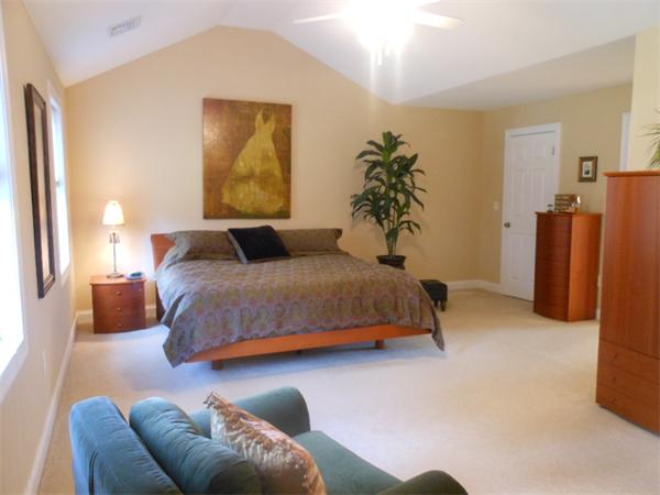 67 Valley Road Southampton, MA 01073 - Photo 16 of 19