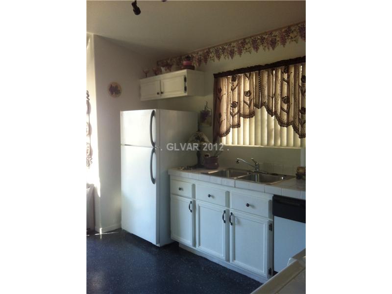2360 Ramsgate Drive Henderson, NV 89074 - Photo 3 of 12 Kitchen.