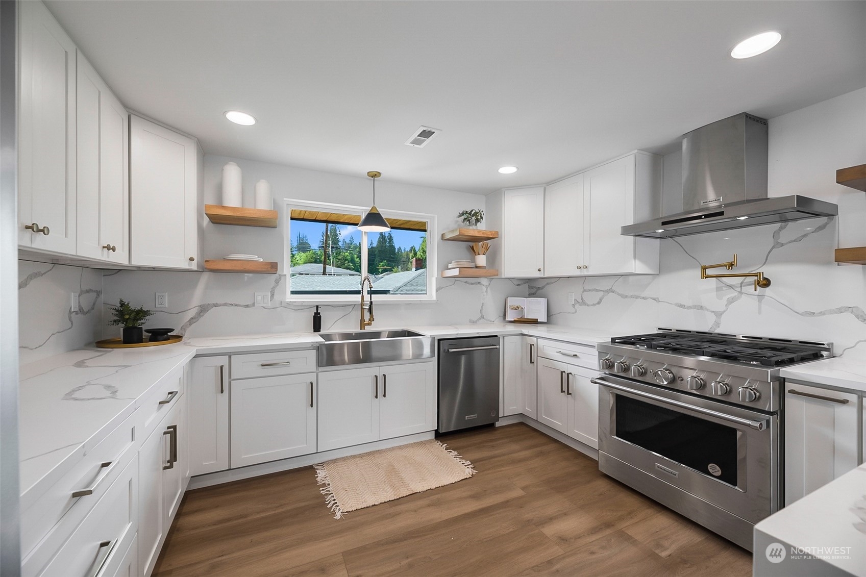 313 South Davies Road Lake Stevens, WA 98258 - Photo 13 of 40 Gallery Image 13