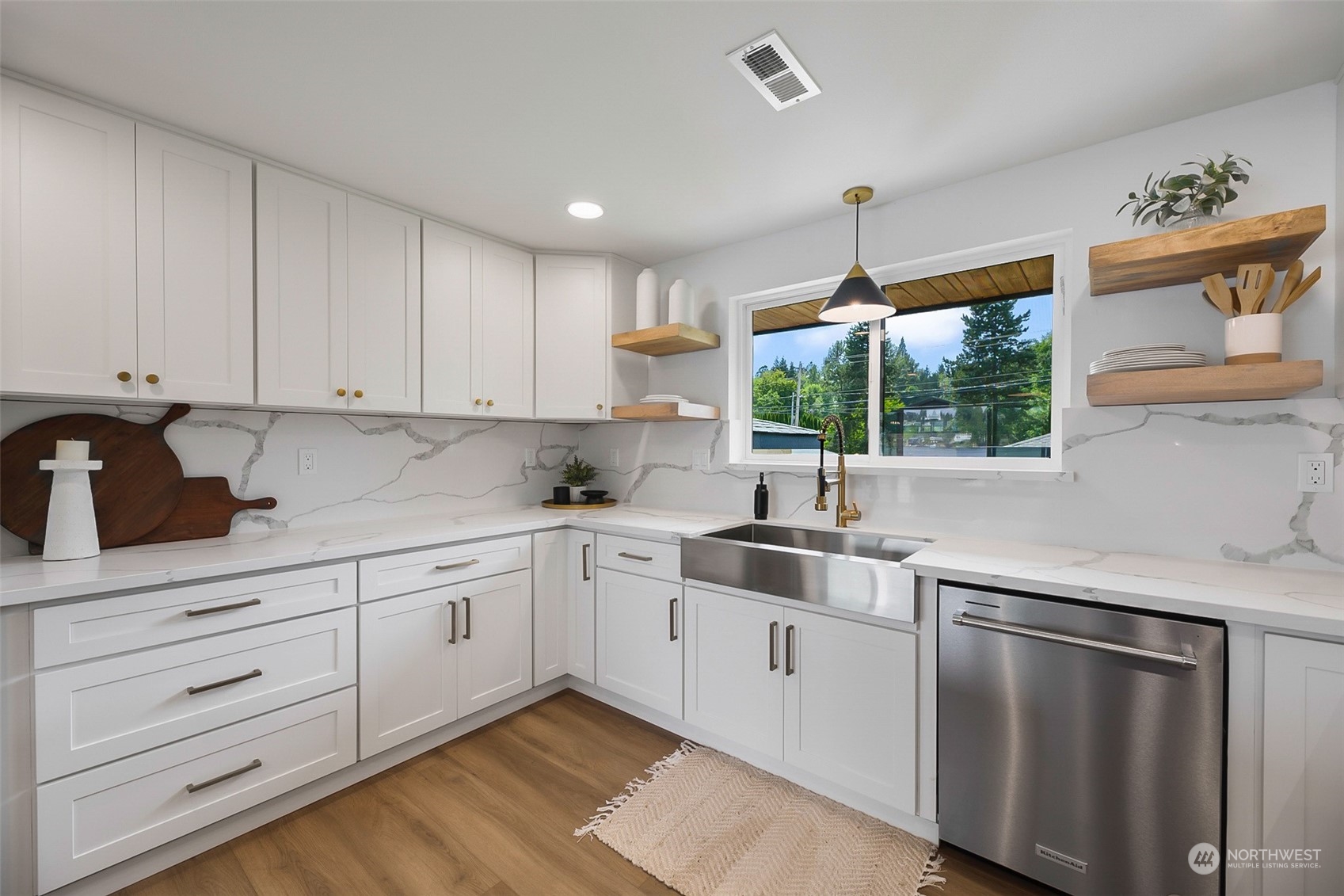 313 South Davies Road Lake Stevens, WA 98258 - Photo 14 of 40 Gallery Image 14