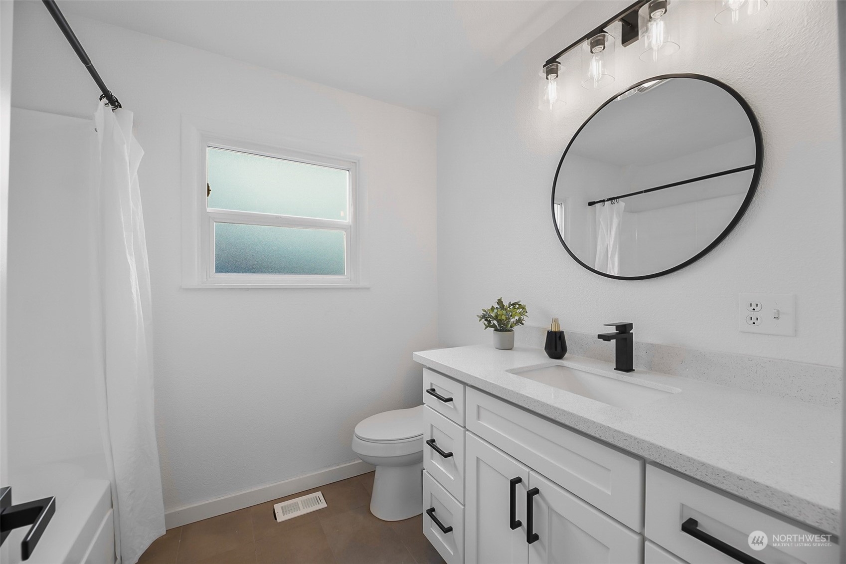 313 South Davies Road Lake Stevens, WA 98258 - Photo 37 of 40 Gallery Image 37