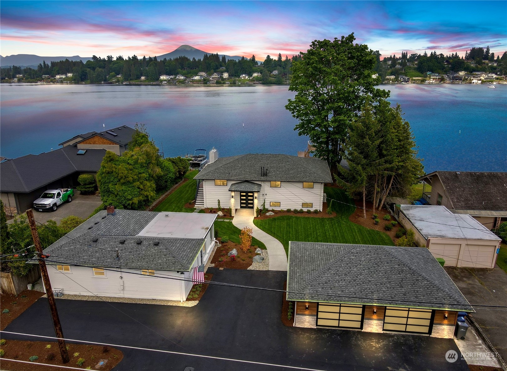 313 South Davies Road Lake Stevens, WA 98258 - Photo 5 of 40 Gallery Image 5