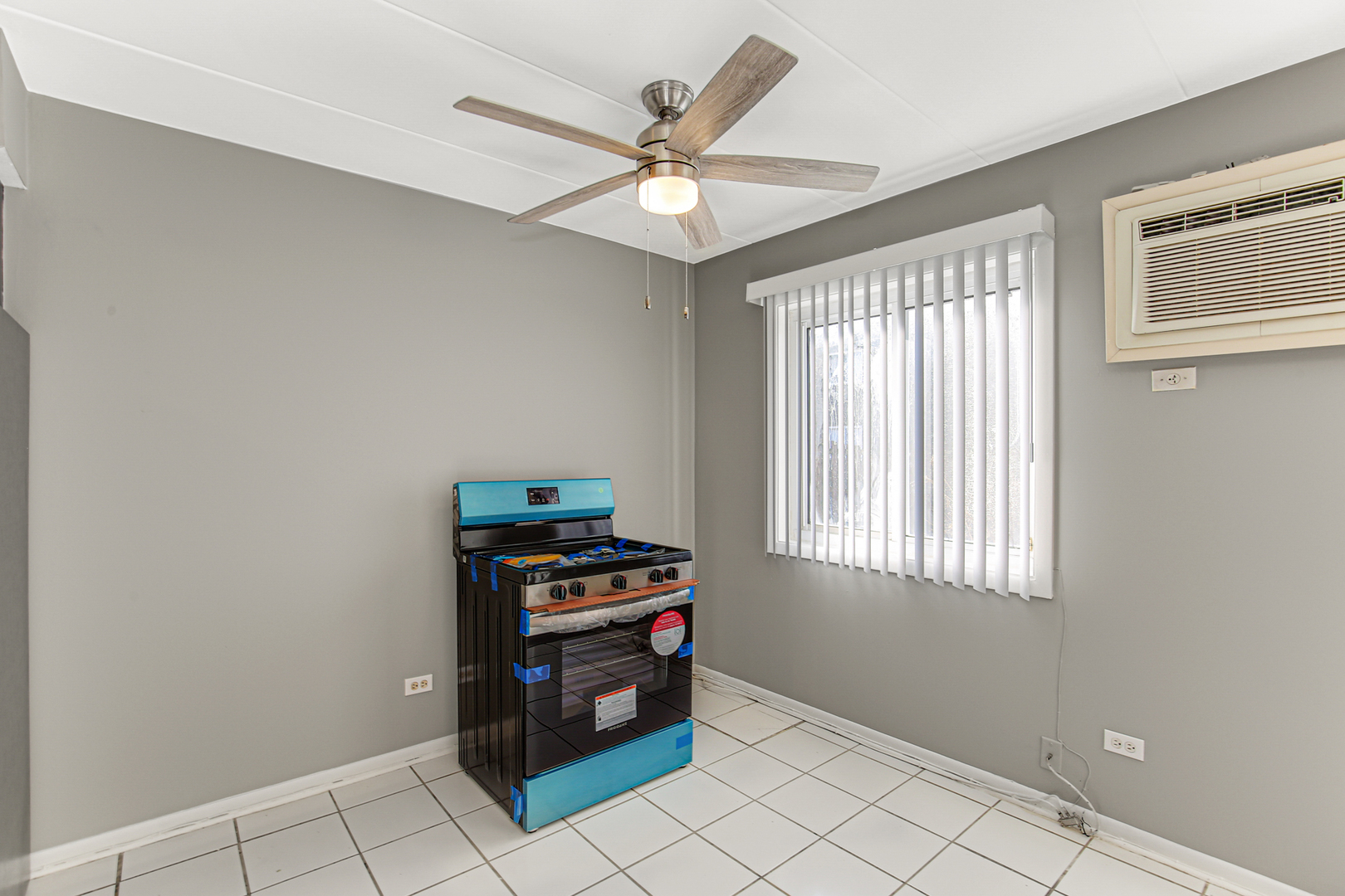 943 Olive Road, Unit 5A Homewood, IL 60430 - Photo 13 of 19
