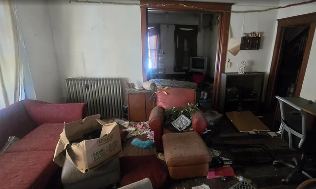 $34,900 | 147 West 111th Place, Chicago, IL 60628