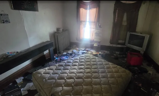 $34,900 | 147 West 111th Place, Chicago, IL 60628