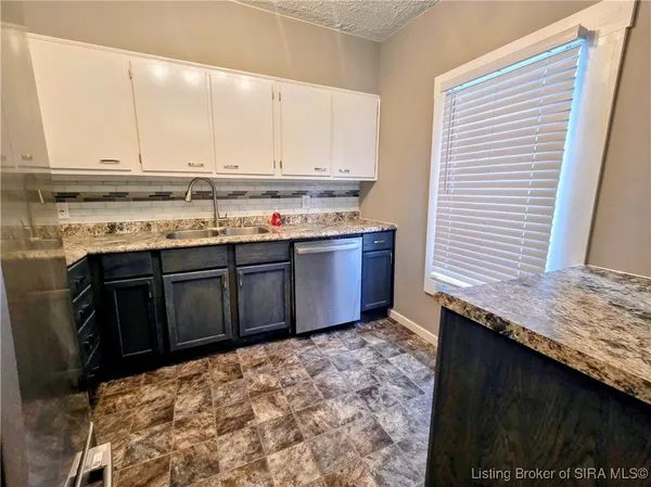 $149,900 | 1120 Chartres Street, New Albany, IN 47150