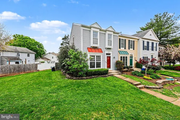 $475,000 | 122 Carnaby Way Northeast, Leesburg, VA 20176