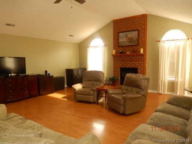 3031 Rachael Lane Hayes, VA 23072 - Photo 2 of 24