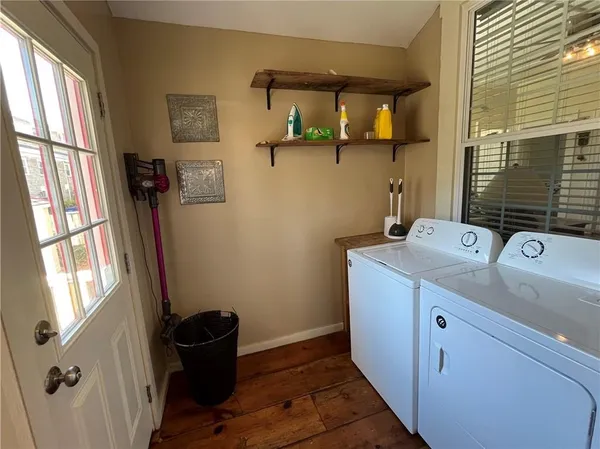 $3,200 | 5 Elliot Place, Unit 1, Newport, RI 02840