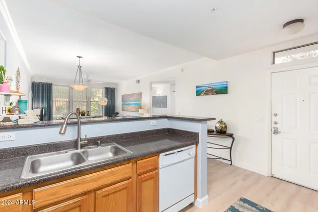 $3,200 | 20100 North 78th Place, Unit 1038, Scottsdale, AZ 85255