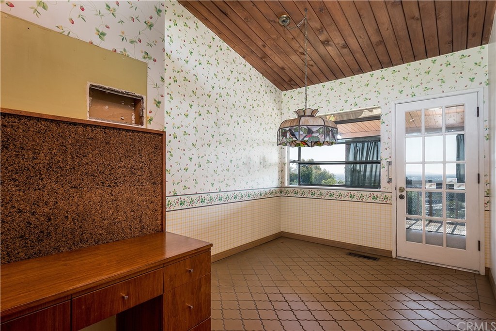7214 Canyon Drive Whittier, CA 90602 - Photo 10 of 40 a view of a hardwood & kitchen