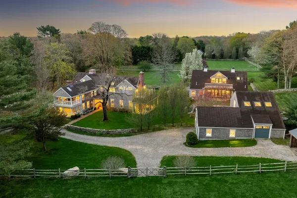 $5,995,000 | 111 Slades Corner Road, Dartmouth, MA 02748
