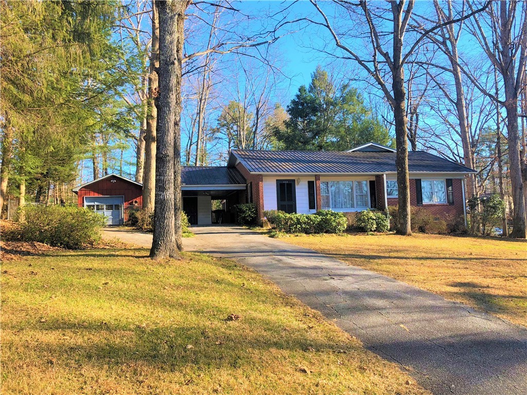 402 Playground Road Walhalla, SC 29691 - Photo 1 of 30 Gallery Image 1