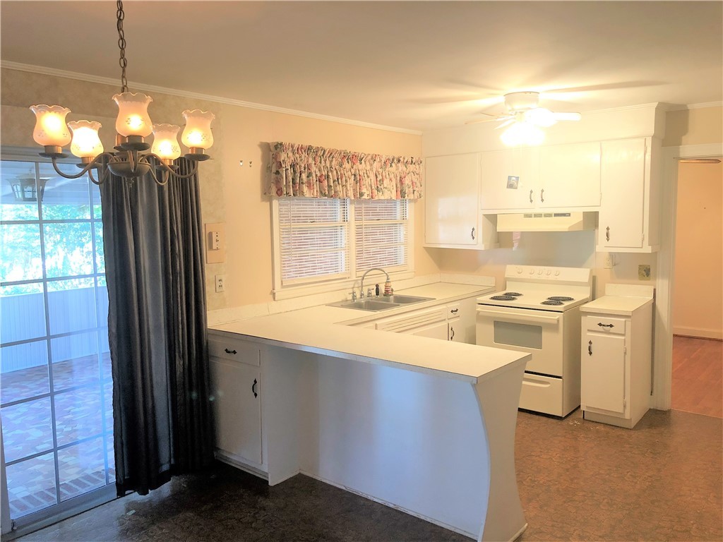 402 Playground Road Walhalla, SC 29691 - Photo 10 of 30 Gallery Image 10