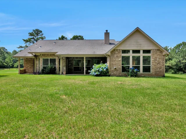 $489,000 | 345 County Road 2565, Chester, TX 75936