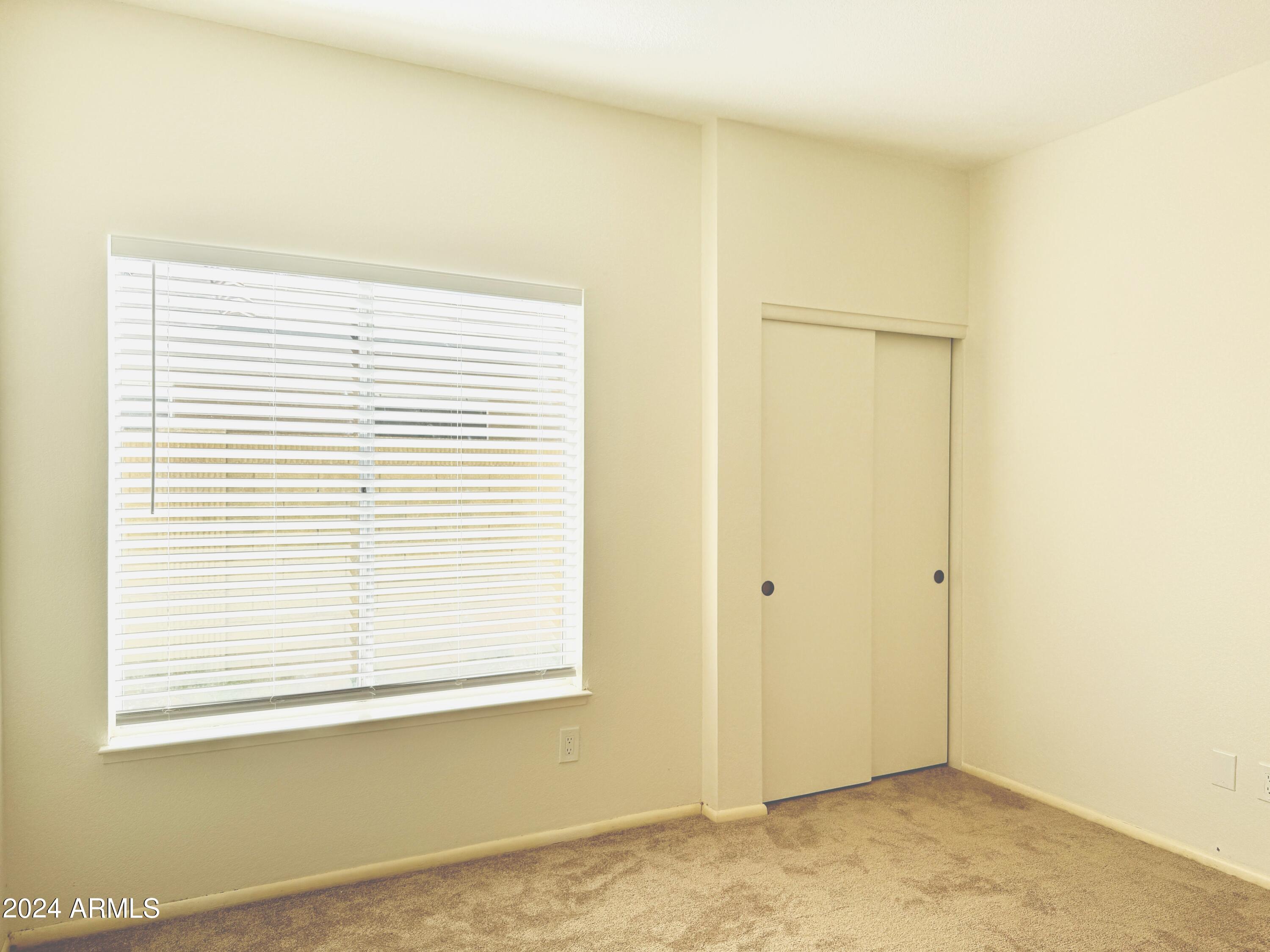 1817 East Hearn Road Phoenix, AZ 85022 - Photo 25 of 58 20240619_235818970_iOS
