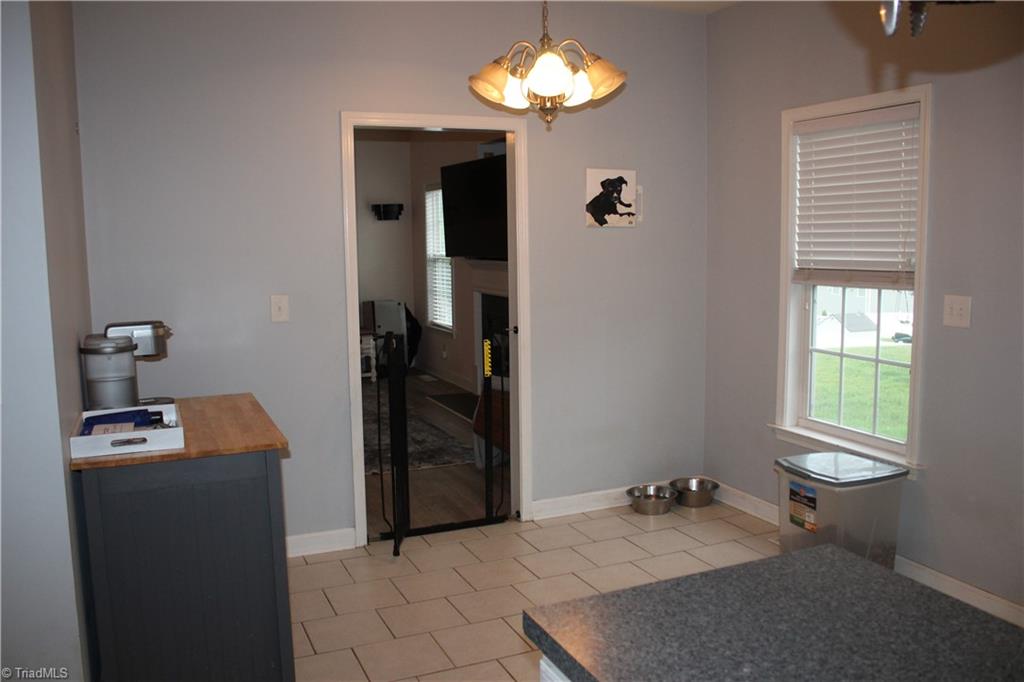 572 Barnsdale Ridge Road Kernersville, NC 27284 - Photo 8 of 20 Gallery Image 8