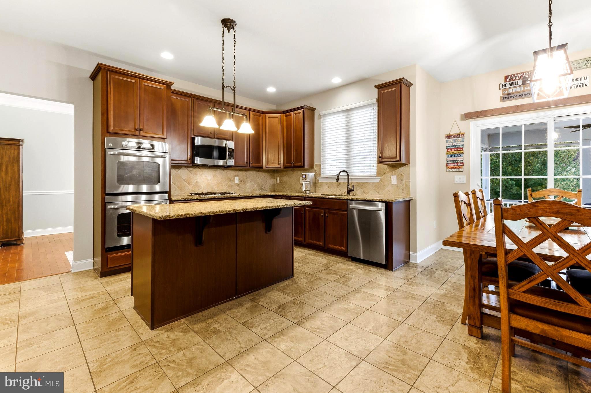325 Windsor Road Mullica Hill, NJ 08062 - Photo 4 of 28 Gourmet Kitchen
