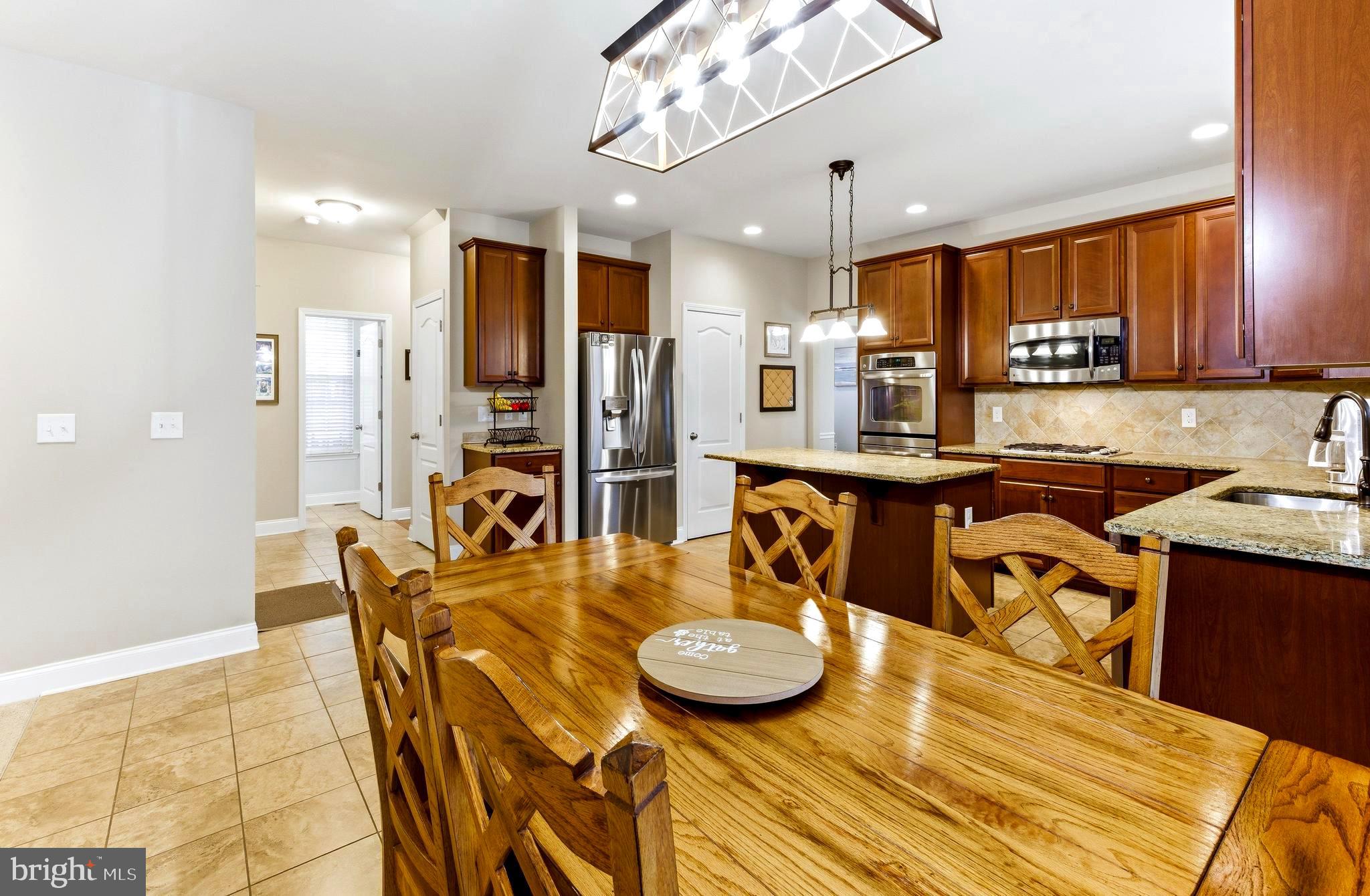 325 Windsor Road Mullica Hill, NJ 08062 - Photo 7 of 28 Kitchen Dining Area