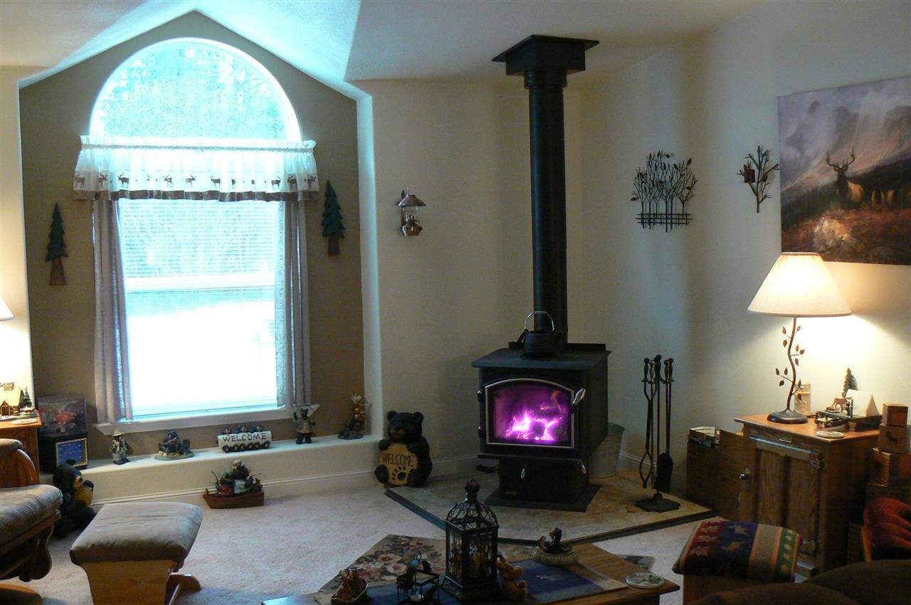 37214 North Muehle Road Elk, WA 99009 - Photo 3 of 18 Gallery Image 3