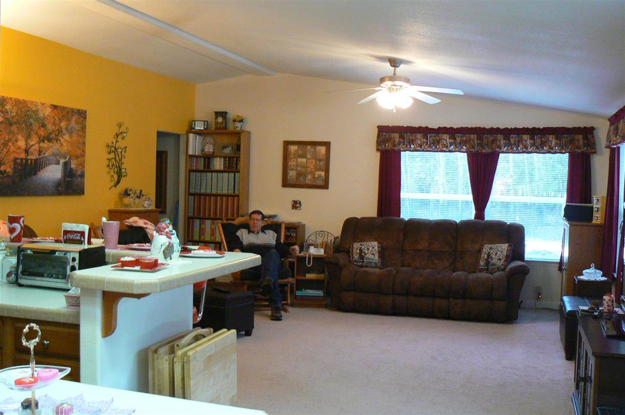 37214 North Muehle Road Elk, WA 99009 - Photo 8 of 18 Gallery Image 8