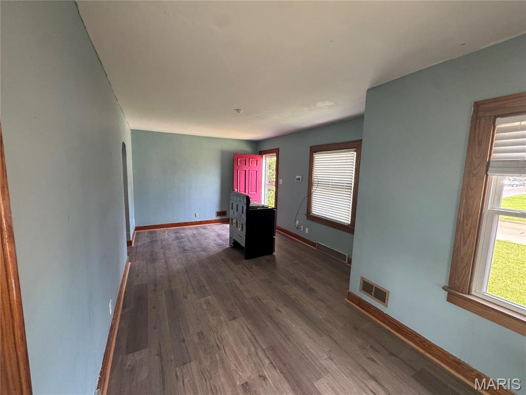 1107 Bristow Street Belleville, IL 62221 - Photo 6 of 49