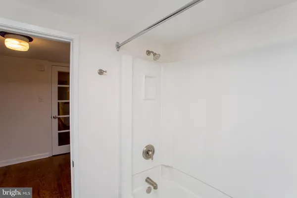 $2,700 | 67 Ferry Street, Lambertville, NJ 08530