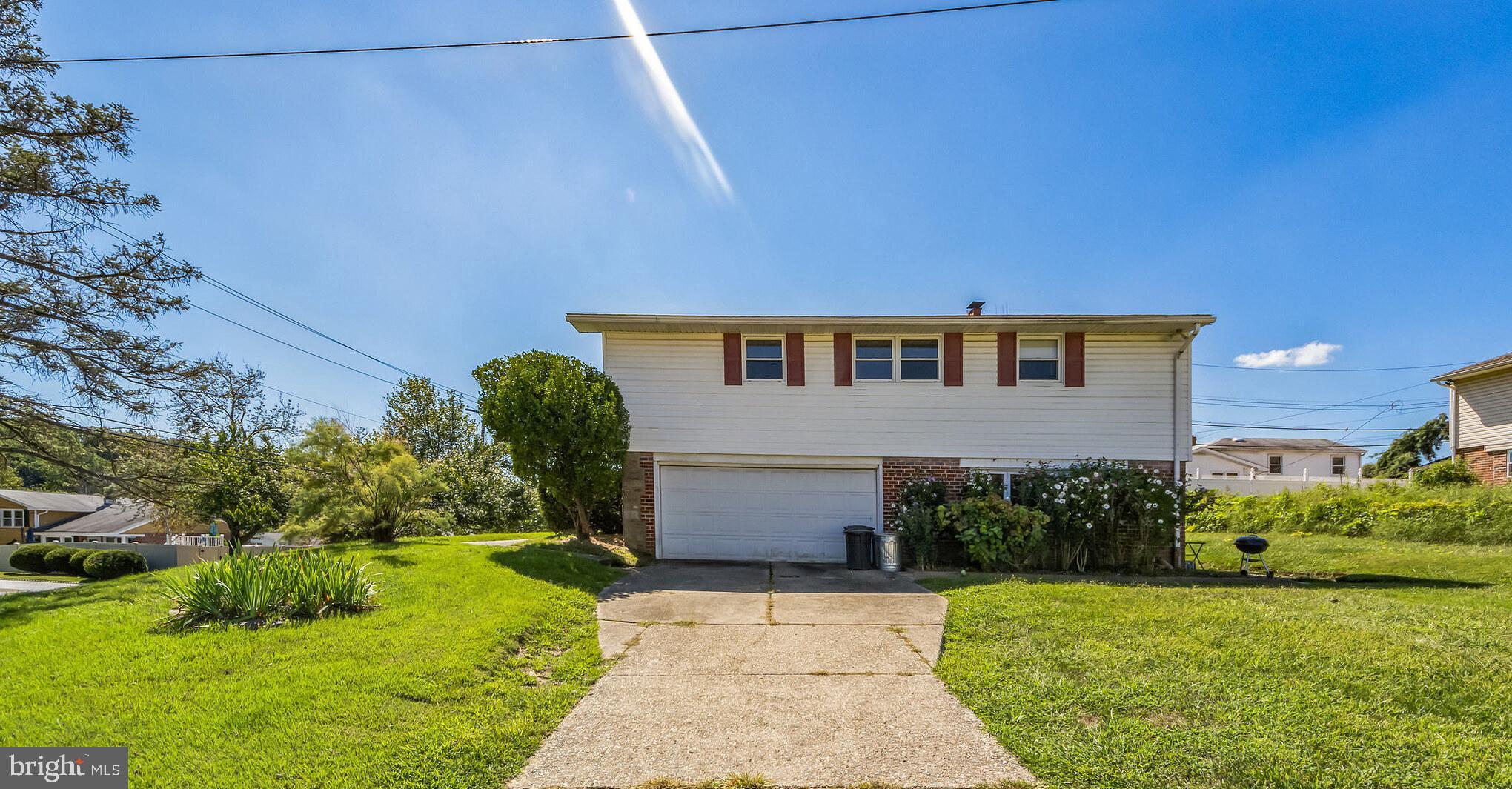 9224 Darlington Road Philadelphia, PA 19115 - Photo 2 of 31 Gallery Image 2