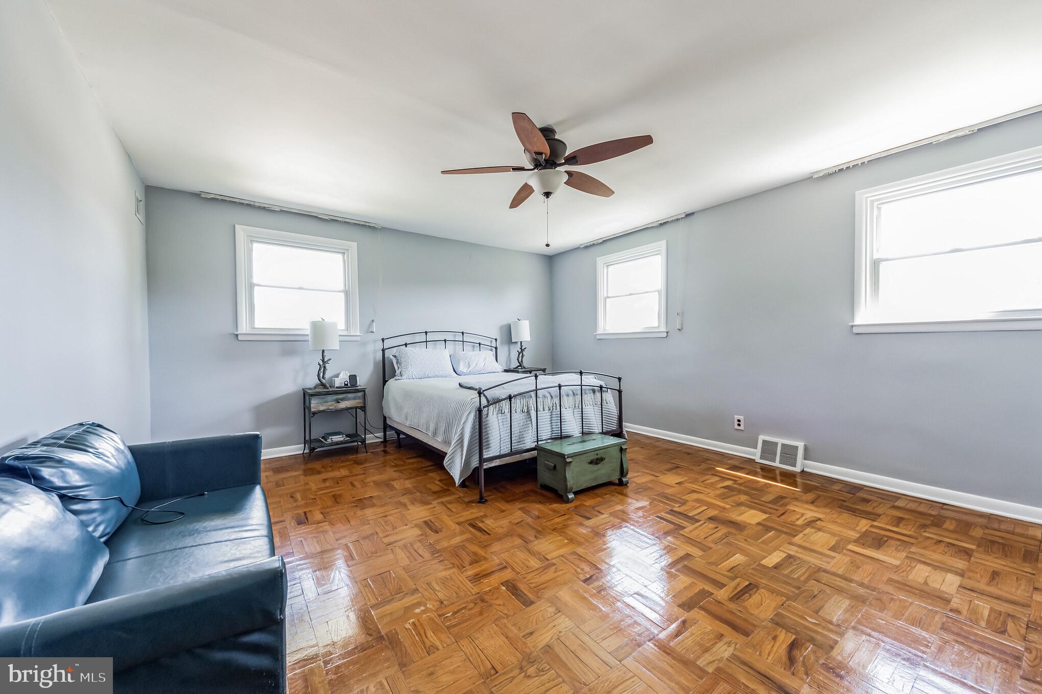 9224 Darlington Road Philadelphia, PA 19115 - Photo 27 of 31 Gallery Image 27