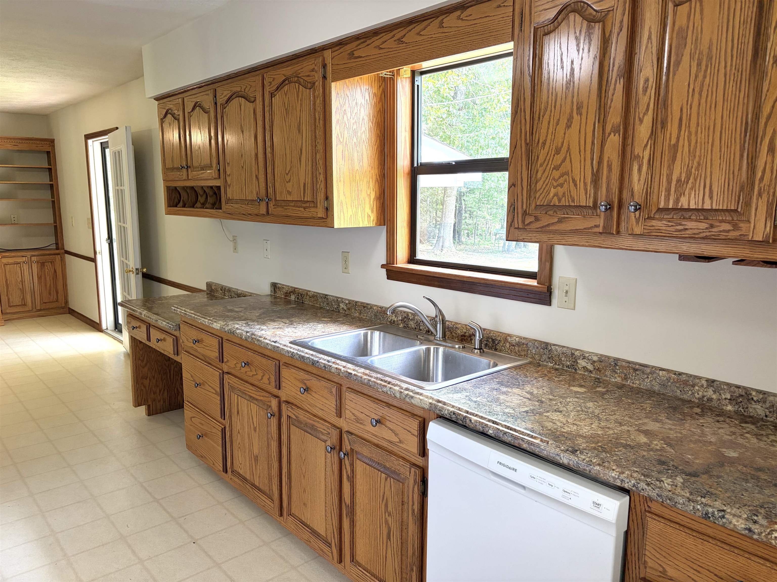 640 Red Bird Road Middleton, TN 38052 - Photo 5 of 30