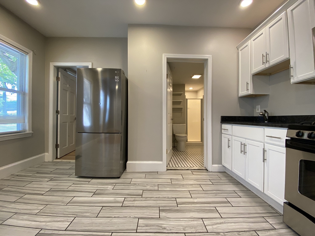 10 Howell Court, Unit 1 Chelsea, MA 02150 - Photo 30 of 31