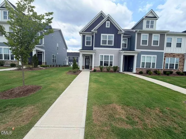 $2,095 | 1633 Wendell Valley Boulevard, Wendell, NC 27591