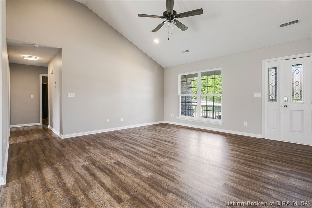 5530 Raintree Ridge Jeffersonville, IN 47130 - Photo 11 of 42 Gallery Image 11
