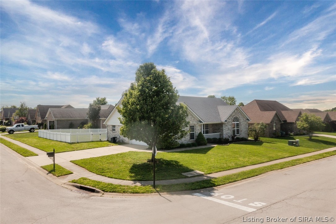 5530 Raintree Ridge Jeffersonville, IN 47130 - Photo 5 of 42 Gallery Image 5