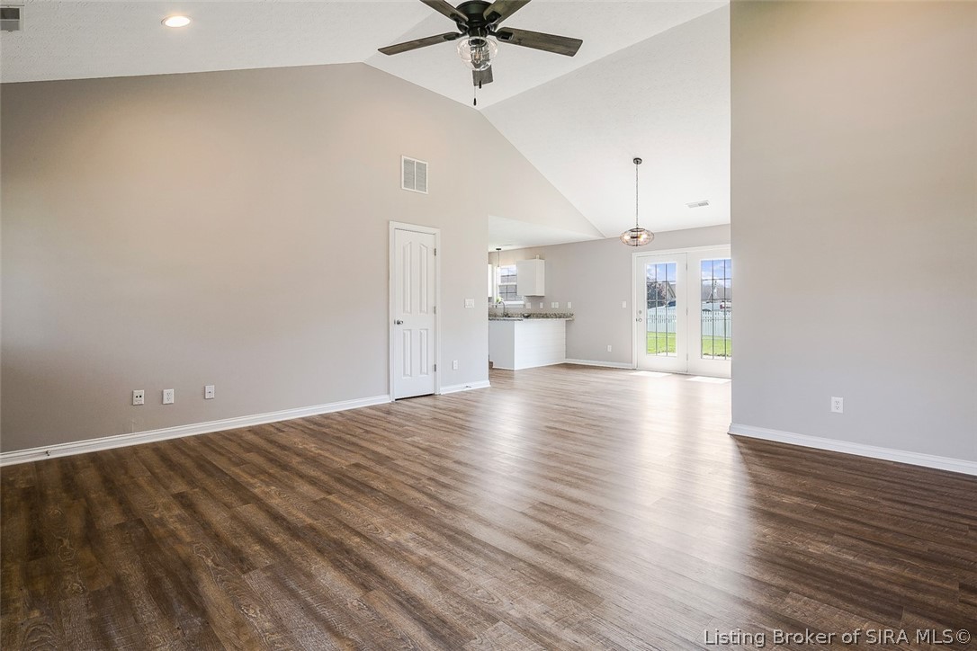 5530 Raintree Ridge Jeffersonville, IN 47130 - Photo 9 of 42 Gallery Image 9