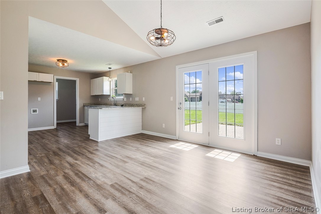 5530 Raintree Ridge Jeffersonville, IN 47130 - Photo 10 of 42 Gallery Image 10