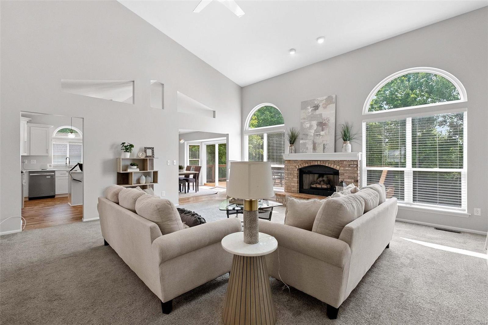 131 Meramec Ridge Drive Fenton, MO 63026 - Photo 10 of 41