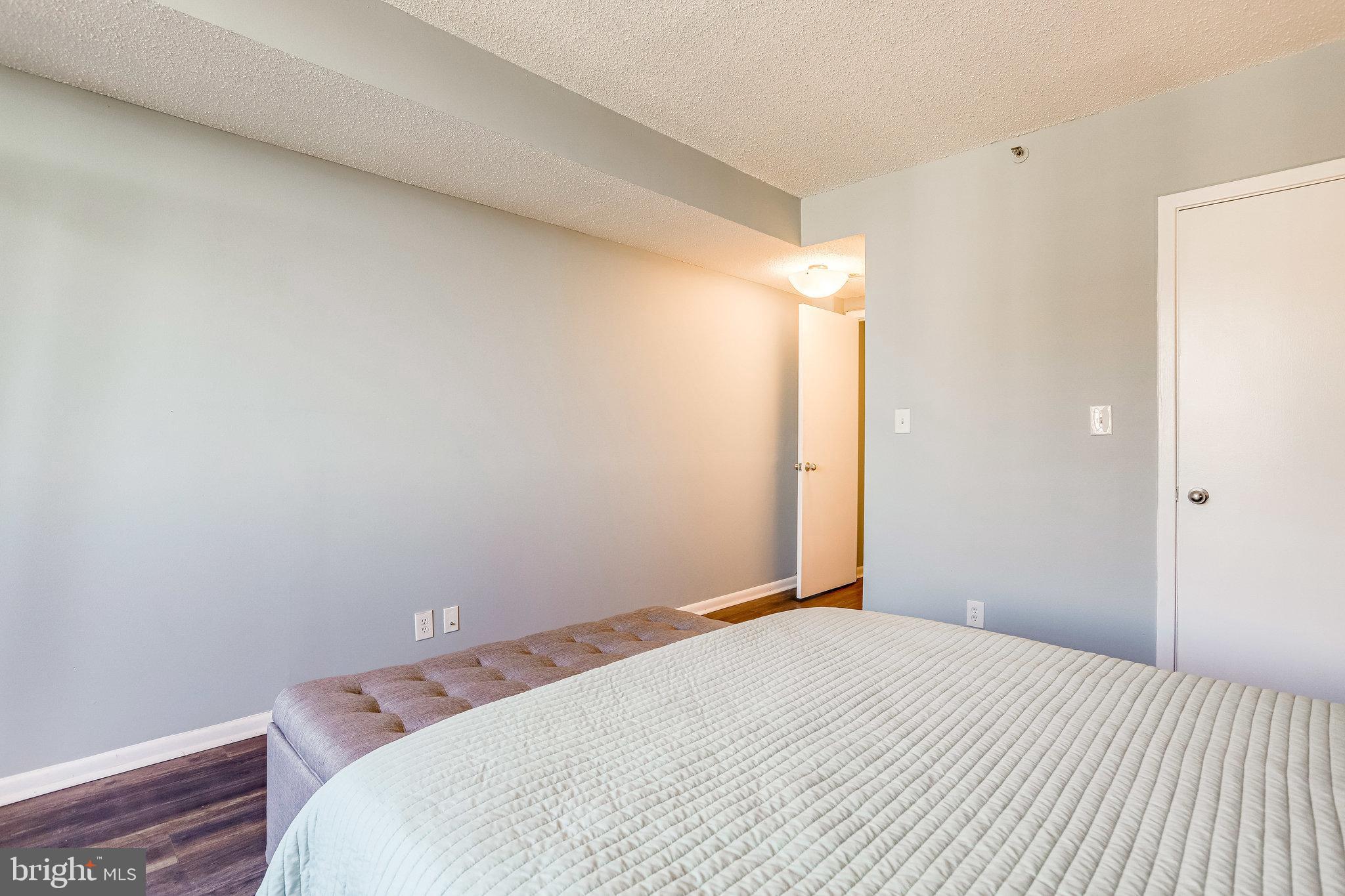 5501 Seminary Road, Unit 2213S Falls Church, VA 22041 - Photo 22 of 41 Bedroom