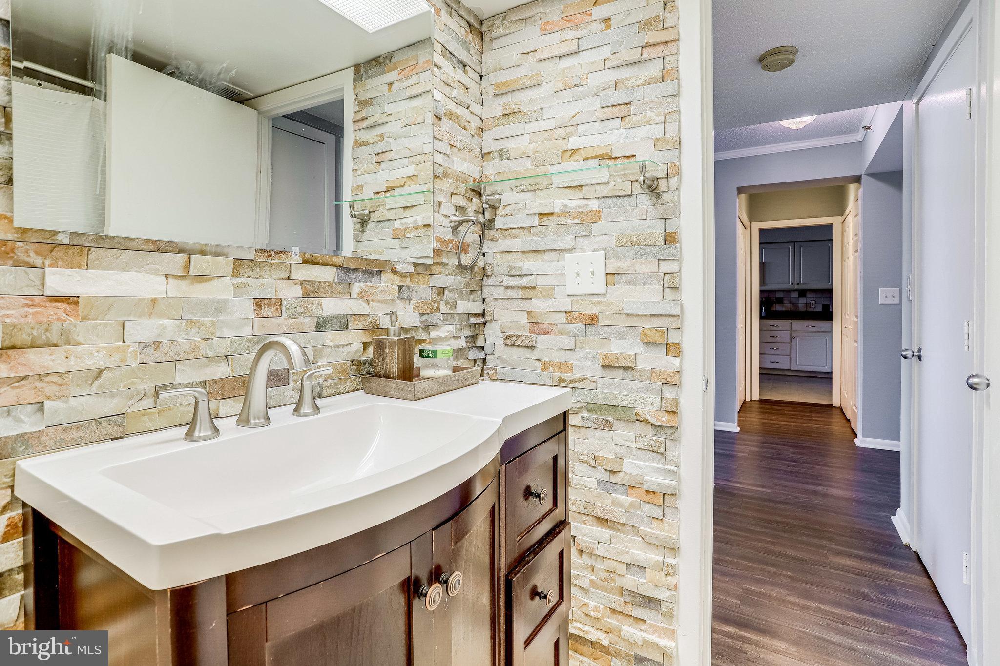 5501 Seminary Road, Unit 2213S Falls Church, VA 22041 - Photo 26 of 41 Bathroom