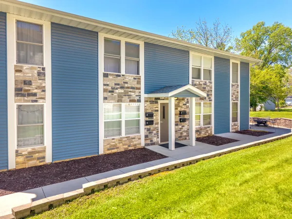 $859,900 | 606 Monroe Street, Unit 14, Valparaiso, IN 46383