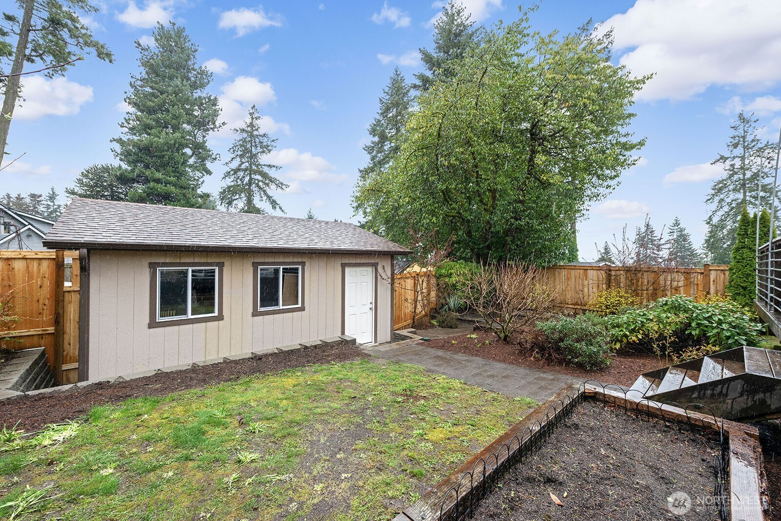 1516 Northeast 96th Street Seattle, WA 98115 - Photo 29 of 36