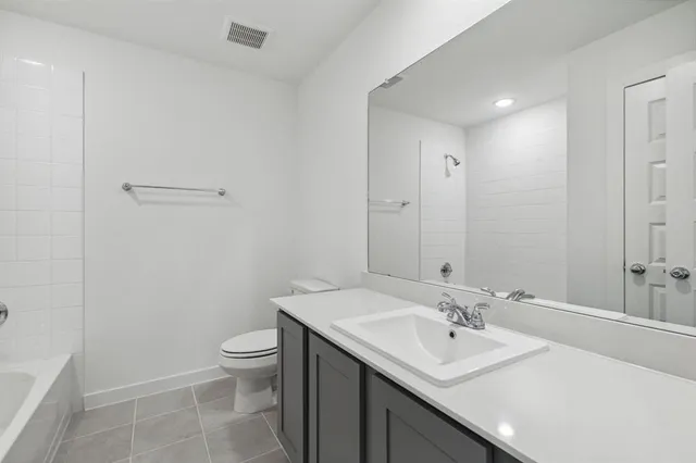 $334,990 | 916 Dahlia Drive, Lavon, TX 75166