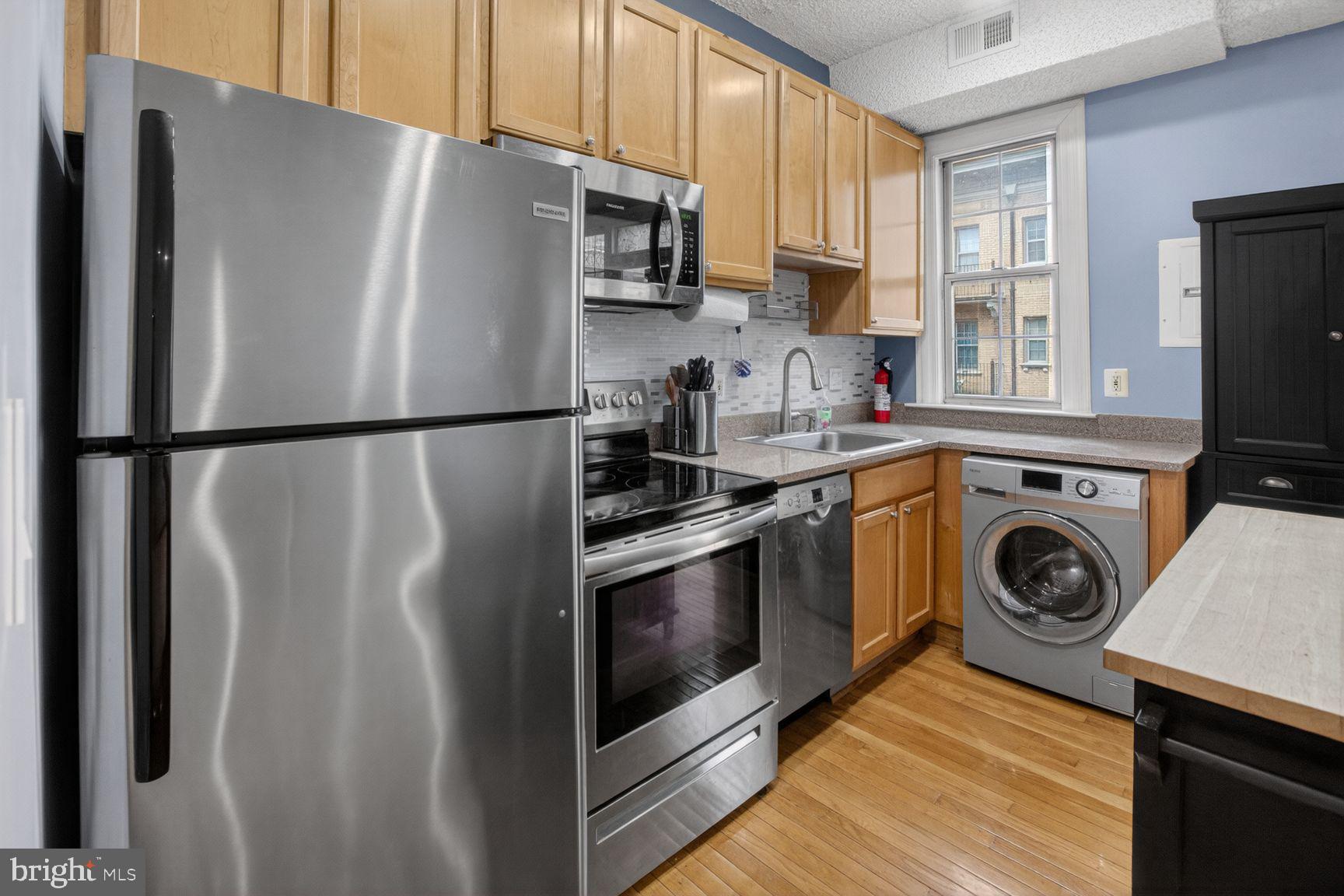 1401 Columbia Road Northwest, Unit 319 Washington, DC 20009 - Photo 4 of 18