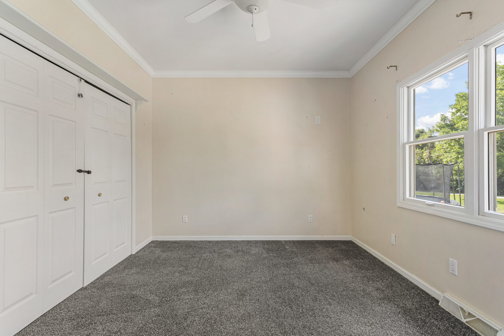 1511 River Bluff Court Mahomet, IL 61853 - Photo 27 of 50 a big room with windows and closet